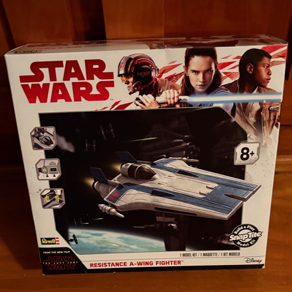 Star Wars Resistance A-Wing Fighter Model Kit - Blue, White & Gray